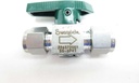 SS-6P4T PLUG VALVE